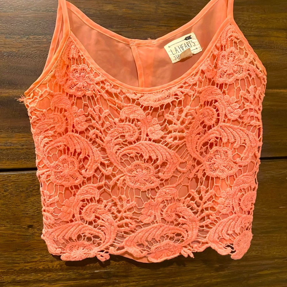 Pink crochet crop tank sz M